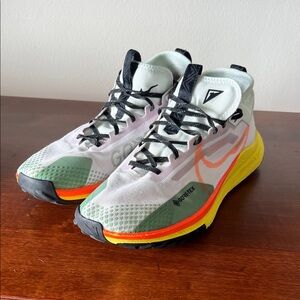 Nike Pegasus Trail 4 GORE-TEX – Men’s 10.5 – Waterproof Trail Running Shoes